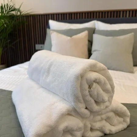 The Stylish Gem Of Aprt R1