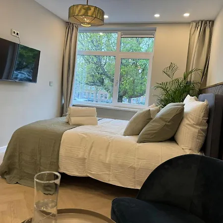 The Stylish Gem Of Aprt R1 Apartman