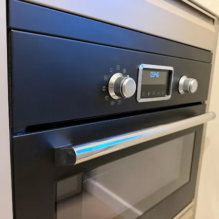 Apartman The Stylish Gem Of Aprt R1